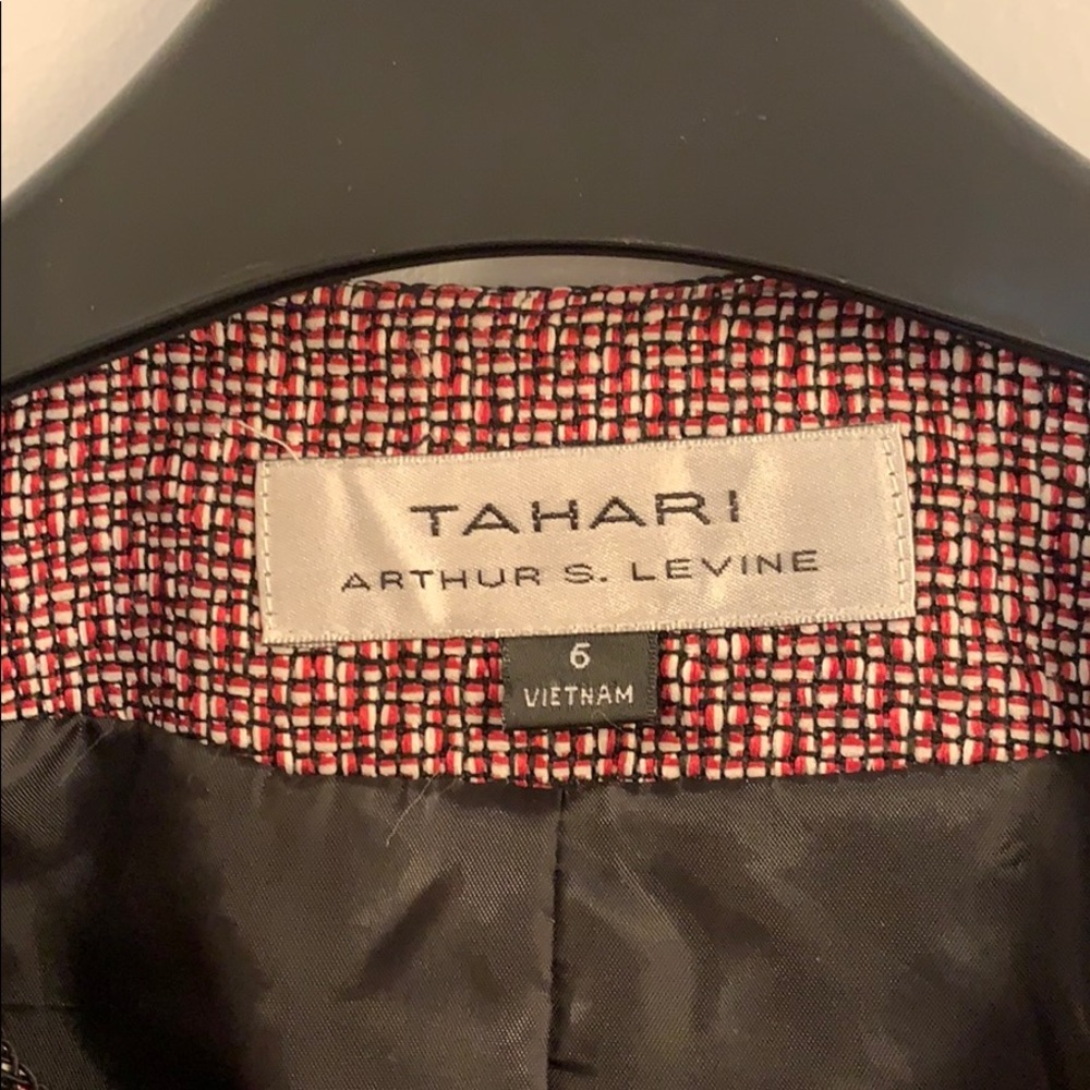 Gorgeous blazer - Picture 3 of 4